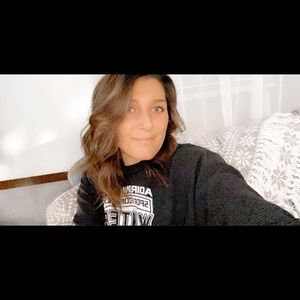 Meet your Posher, Leanne